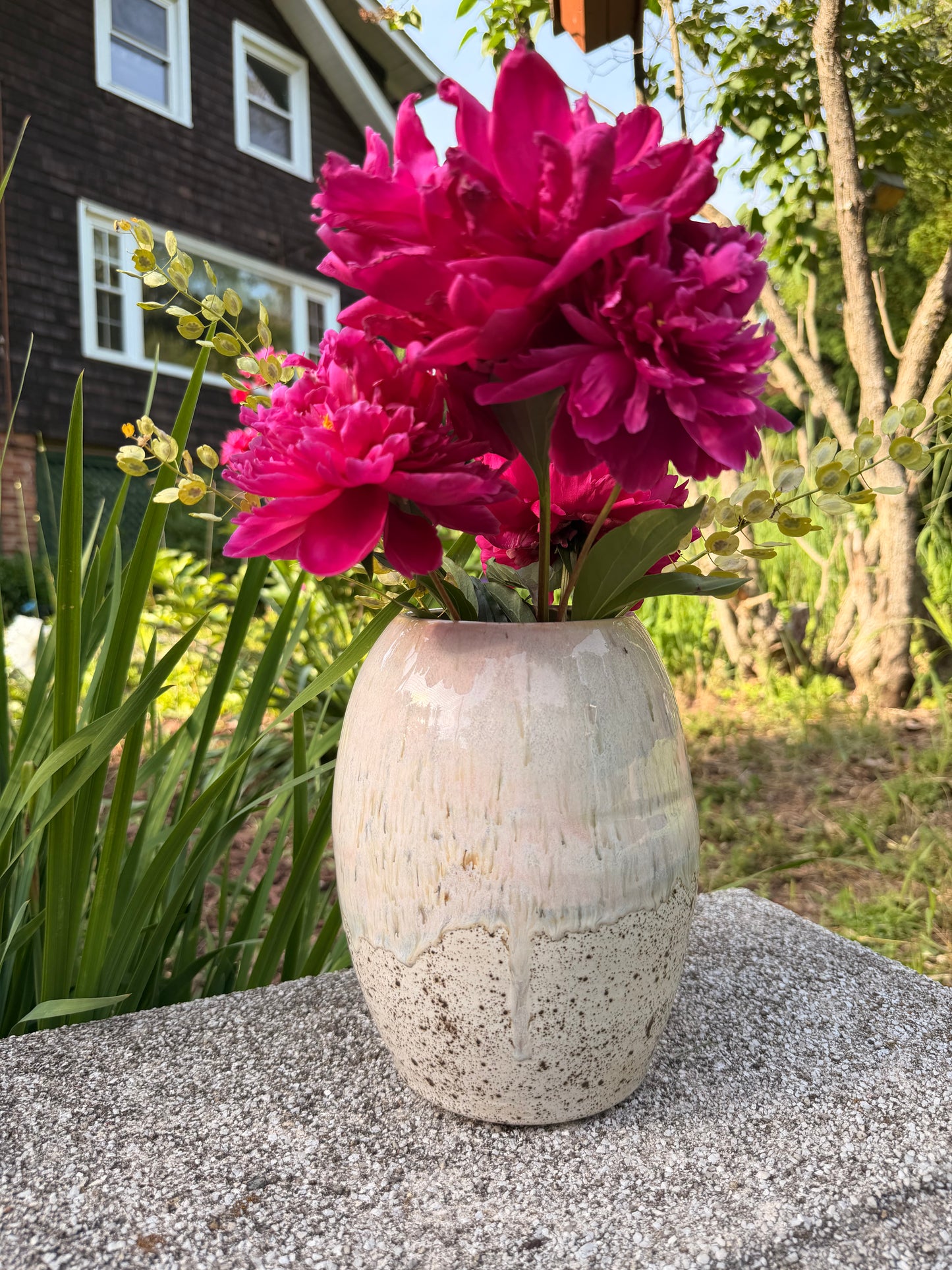Large Drippy Flower Vase