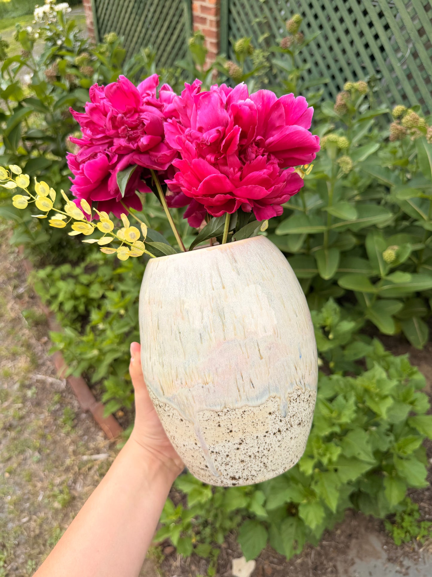 Large Drippy Flower Vase